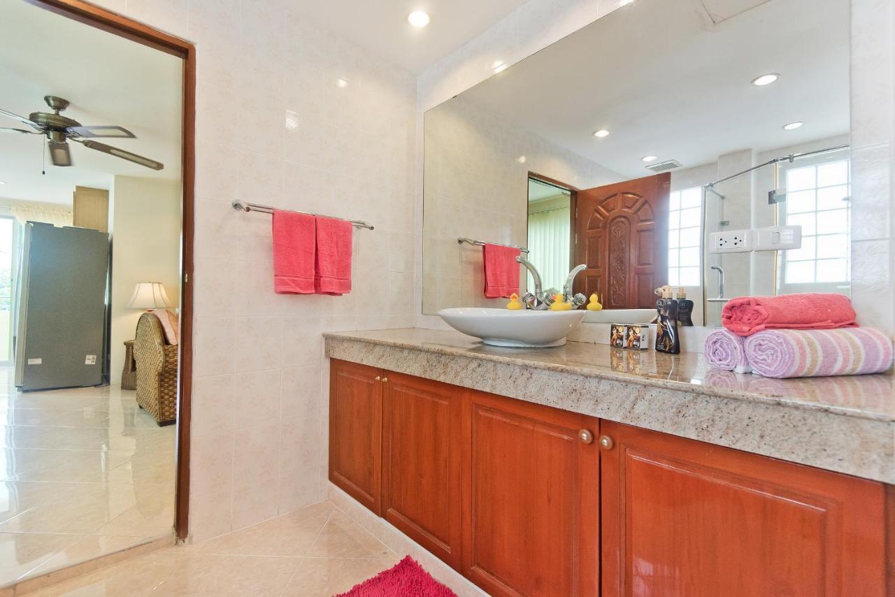 Butterfly Garden Boutique Residences: Luxury Beachside Lifestyle Apartments Pattaya Exterior photo